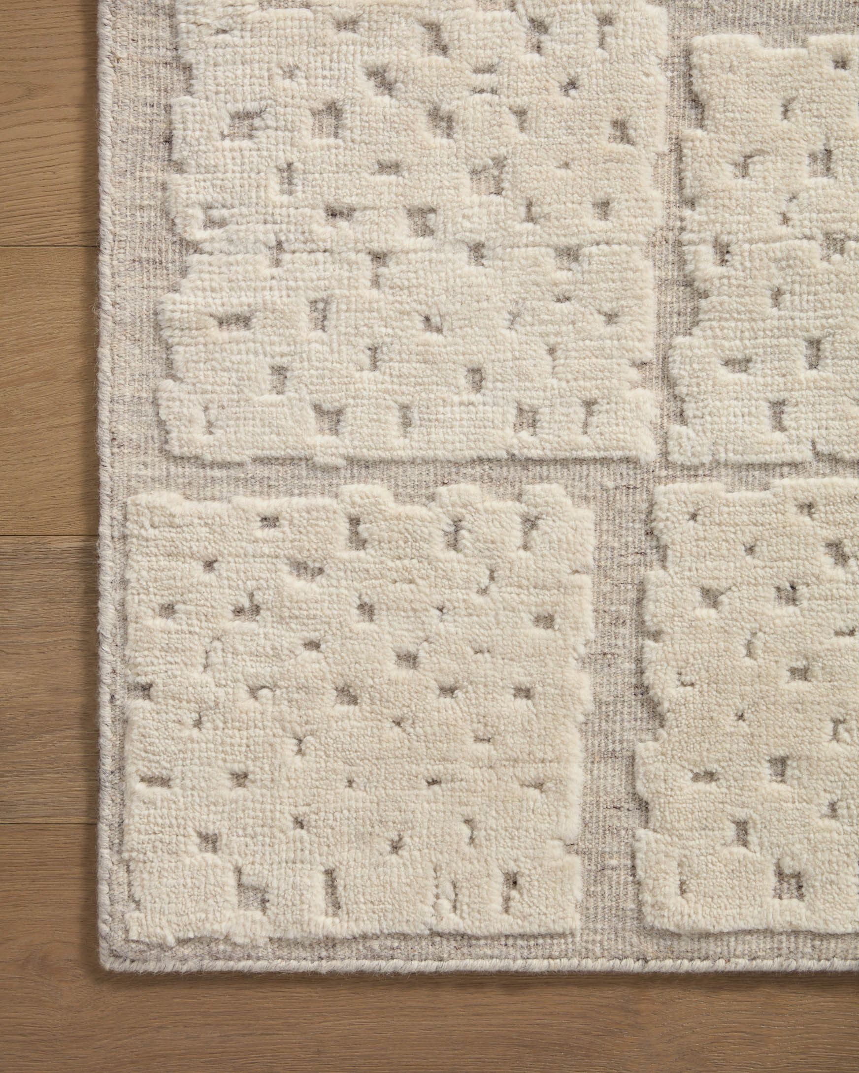 MOE-04 CC PEBBLE / IVORY - Image 3