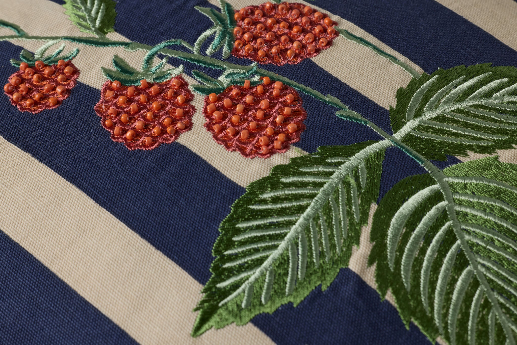 PRP0085 - RASPBERRIES NAVY / MULTI - Image 3